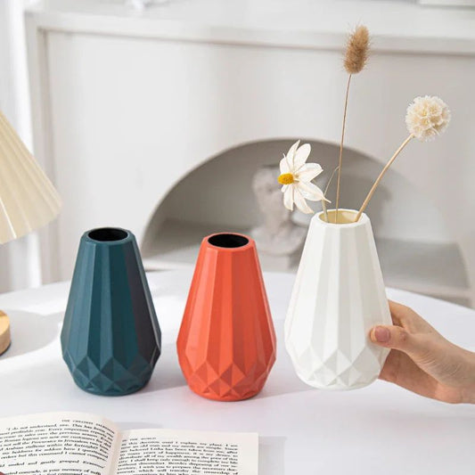 Plastic Flower Vase 15cm Modern Home Decor Wedding Table Bottle Ornament