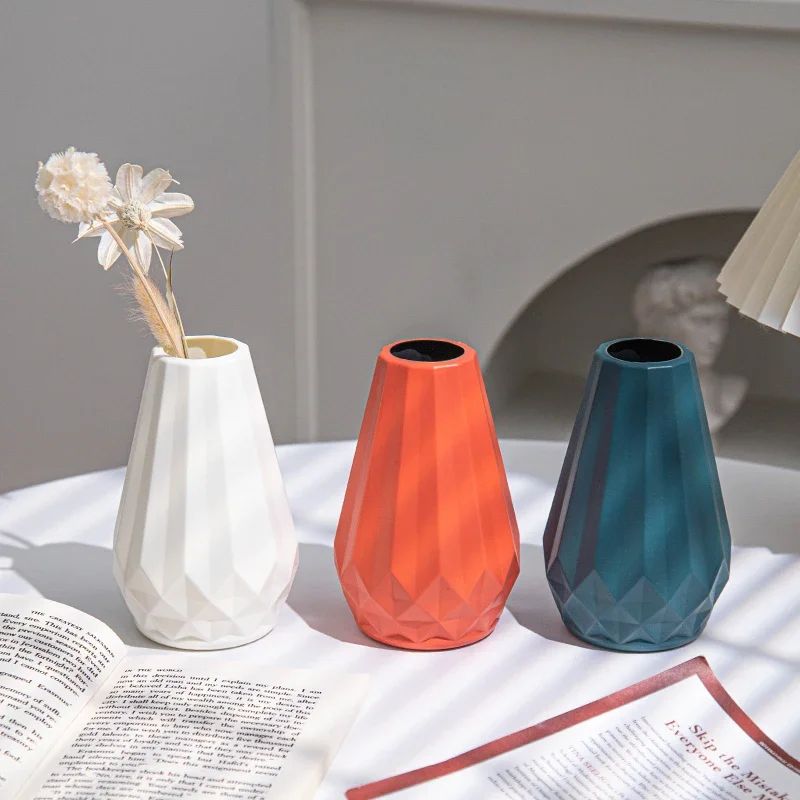 Plastic Flower Vase 15cm Modern Home Decor Wedding Table Bottle Ornament